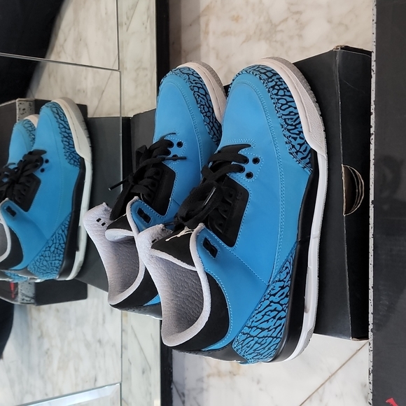 Jordan Powder Blue - Picture 7 of 9